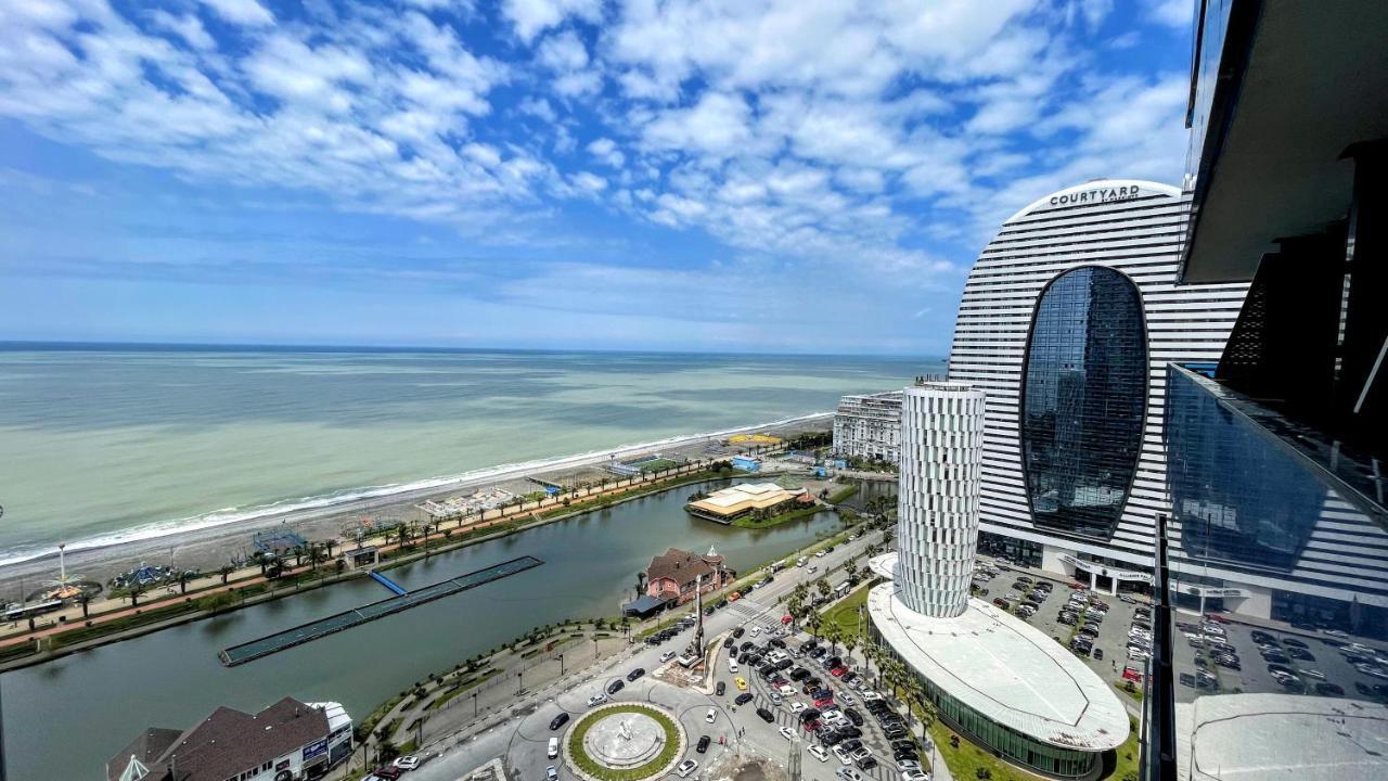 Apartments Black Sea Resort Батуми Екстериор снимка