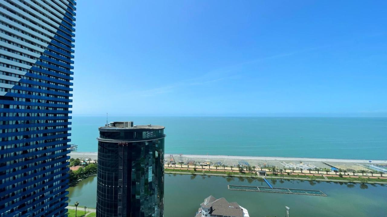 Apartments Black Sea Resort Батуми Екстериор снимка