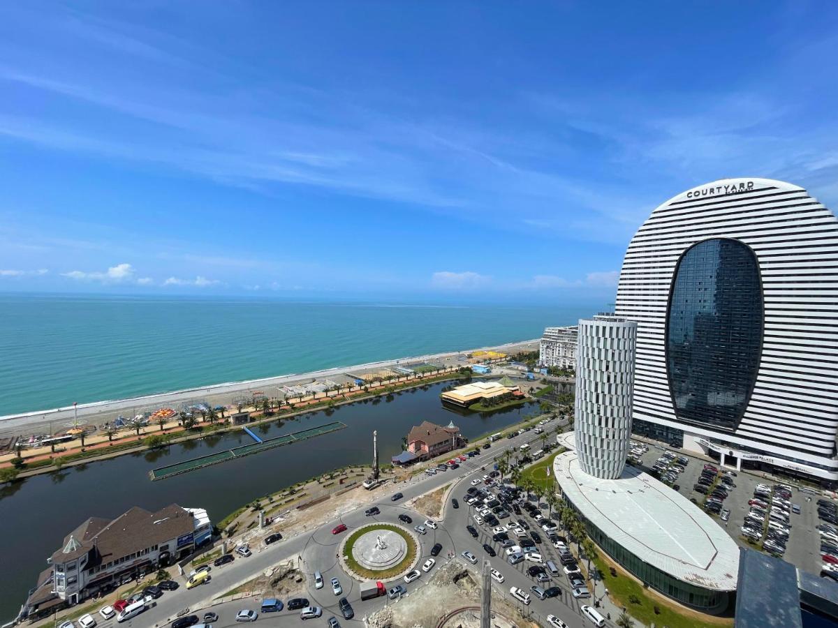Apartments Black Sea Resort Батуми Екстериор снимка